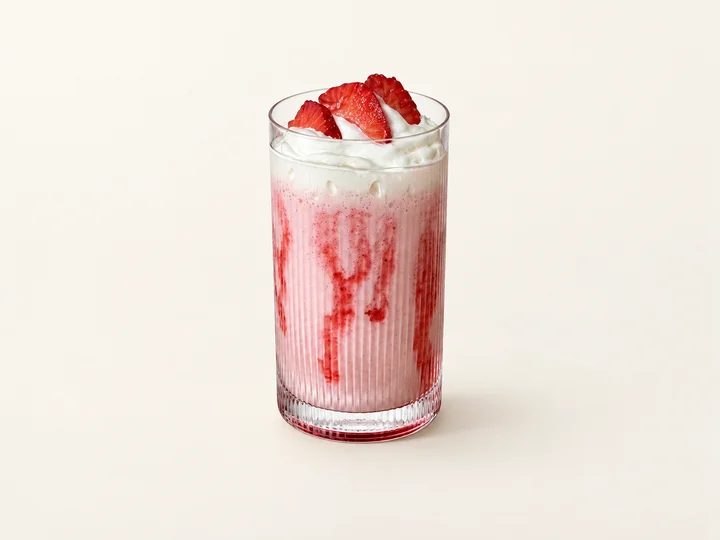 Կաթնային կոկտեյլ «Strawberry Blast»